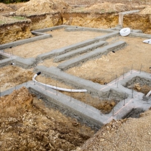 A newly construct house where signs of poor design and materials are already seen, a sign that poor foundation construction can cause drywall cracks in Warrenton, VA