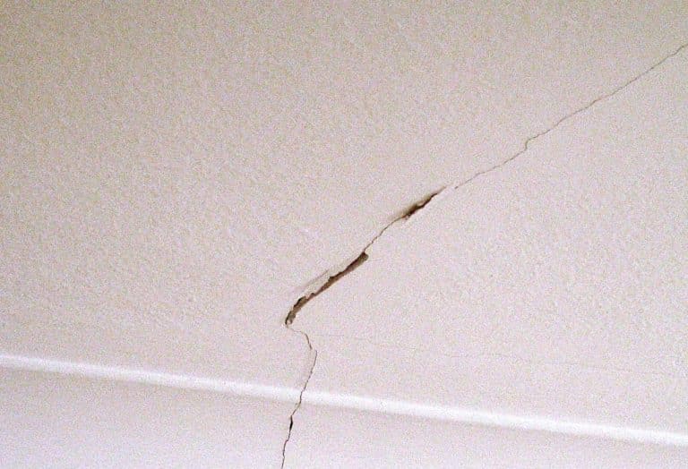What Do Ceiling Cracks Mean? Types, Causes & When to Worry
